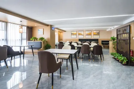 Yunman Hotel (High-tech Wanda Zhengxuanhui Branch) Отели рядом с достопримечательностью «Zhengzhou Huanghe Nursing Vocational Institute»