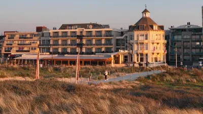 Two Brothers Noordwijk Beach Hotels in 