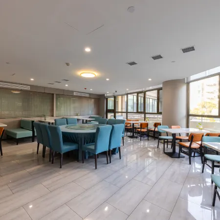 Yiman Hotel