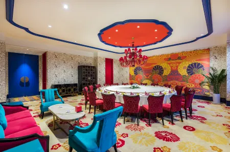 XiMei Golden InterContinental Hotel Отели рядом с достопримечательностью «Shijiazhuang University»