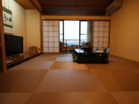 Kaigaku Onsen Resort Shirahama Hotels near Adventure World