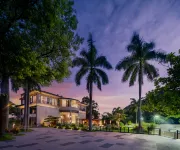 Jushu Holiday Villa (Meilin Lake Store, Qingyuan)