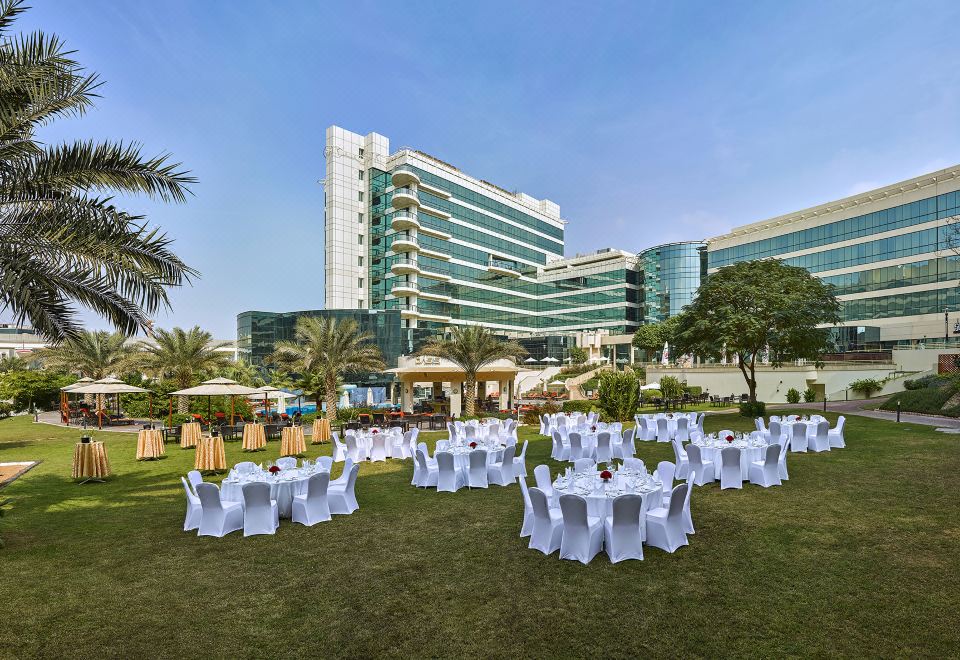 3. 밀레니엄 에어포..