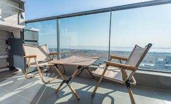Gushu Yiju Apartment