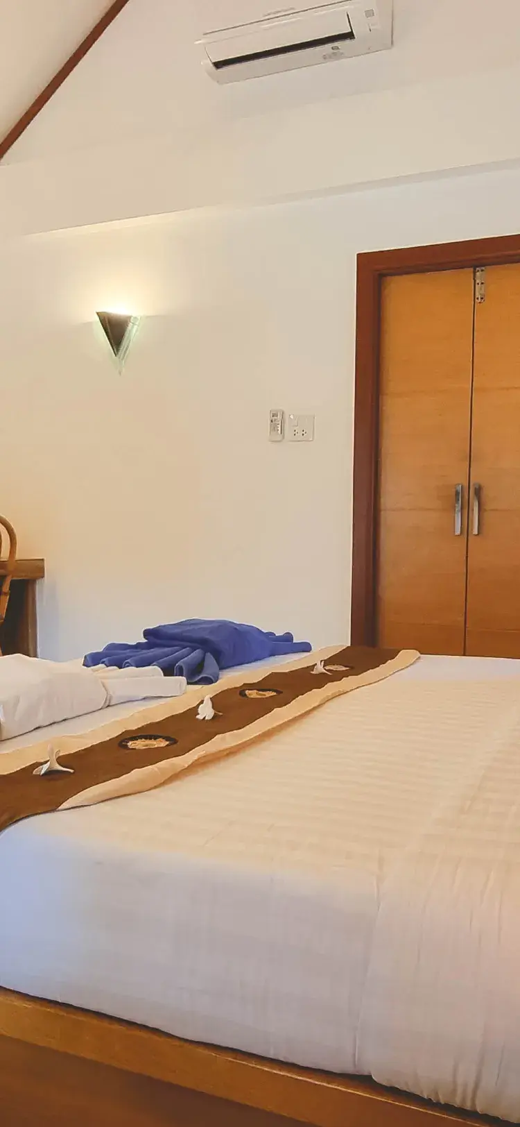 ห้องดีลักซ์ วิวสระว่ายน้ำ ปลอดบุหรี่