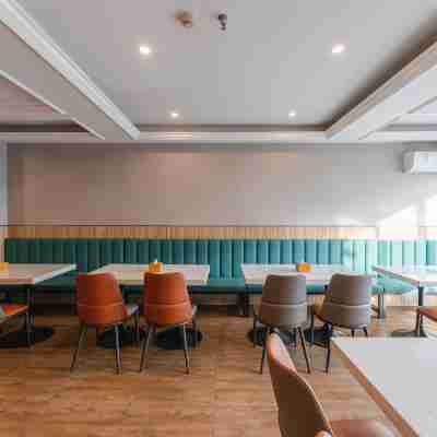 MANSTON Dining/Meeting Rooms