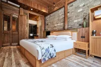 Wuhuatang Boutique Hostel