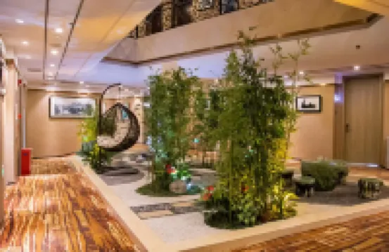 Babala Hotel (Guangzhou Dagang) Hotels near Eighteen Arhats Mountain Forest Park