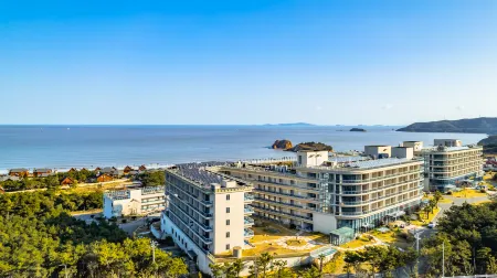 Yibeiwan Seaview Holiday Hotel Отели рядом с достопримечательностью «Dabei Mountain»