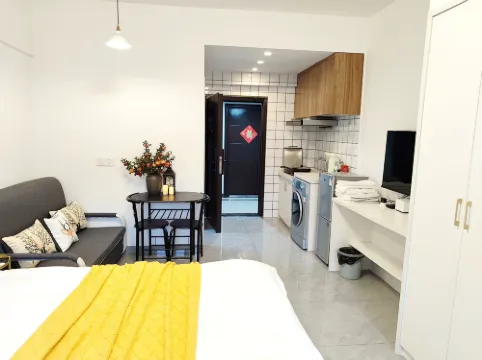 Kaihua Xiaoya Short-term Rental B&B