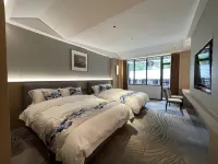 Changyang Bridge River Hotel Hotels in Changyang