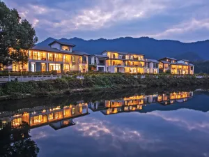 Kaihua Jinxi Spring Hotel