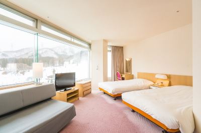 2号館 ファミリーツインC禁煙リバーサイド 苗場プリンスホテルの写真