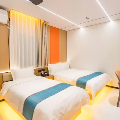 Shiliu Hotel (Universal Beijing Linheli Subway Station) Hotels near Linheli Station