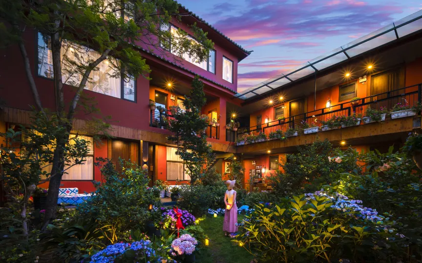 Yanxiu Mountain Residence