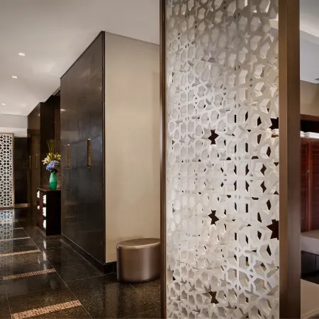 Grand Hyatt Abu Dhabi Hotel and Residence Emirates Pearl