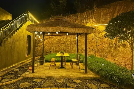 miyin Homestay Отели рядом с достопримечательностью «Tianmen Mountain National Forest Park»