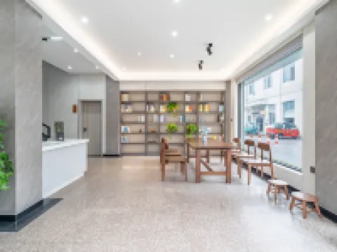 Tonglu Yueting Lanshan Homestay (OMG Heartbeat Paradise Store) โรงแรมในถงหลู่