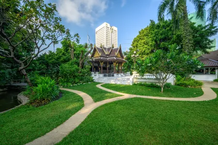 Centara Grand at Central Plaza Ladprao Bangkok
