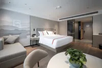 GreenTree Eastern Hotel (Quzhou High-speed Railway Station Store) Hotels near CPC Qujiang District Committee Party School