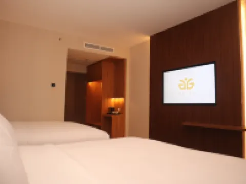 Aglow Hotel Harbor Bay Batam Hotels in Batu Ampar