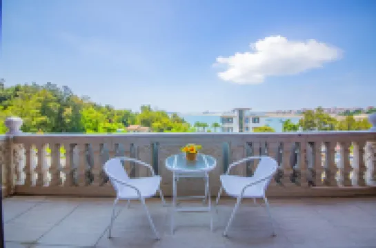 Meizhou Island Manyu Tinghai Homestay (Mazu Temple)