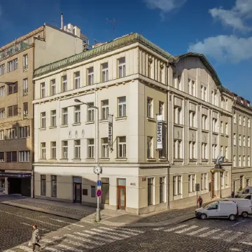 Hotel Maestro by Adrez Отели рядом с достопримечательностью «Карлов мост»