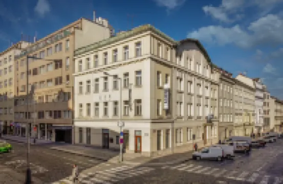 Hotel Maestro by Adrez