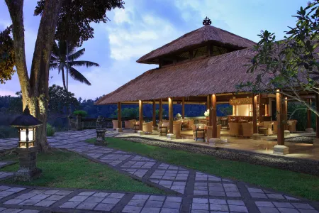 Amandari Отели рядом с достопримечательностью «Ubud Kajeng Rice Fields Walk»