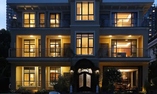 Seaside Seclusive Mansion