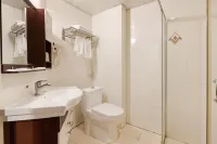 Huaxing Hotel
