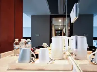 ZTE Hotel Hotels near Shanghai Foreign Language School Affiliated to Shanghai International Studies University (Pudong Campus)