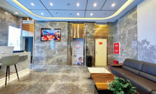 Tumadil Hotel (City Center Square Branch)