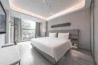 Haohe Scenic Area TV Tower Atour Hotel Hotels in Nantong