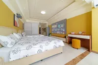 Blueberry apartment chain (qiluyuan Plaza store)