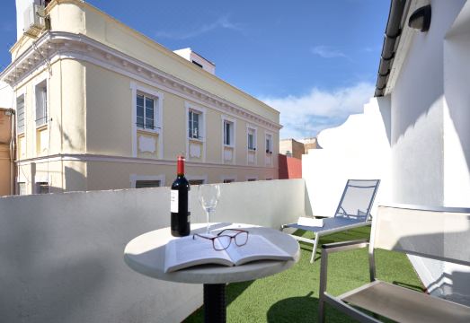 호텔 무릴로의 아늑하고 전통적인 객실 내부