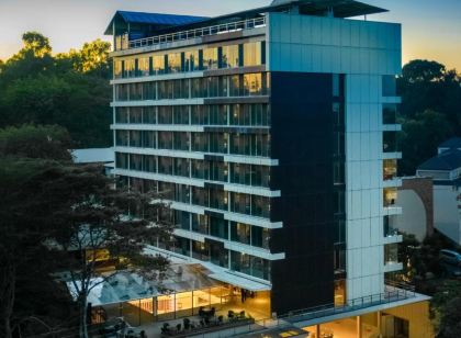 Swiss Lenana Mount Hotel