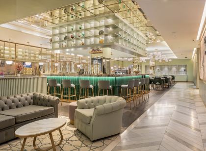The Emerald House Lisbon, Curio Collection by Hilton