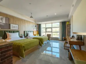 No.6 Future Hotel