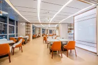 Howard Johnson Great Eagle Plaza Aksu - فطور