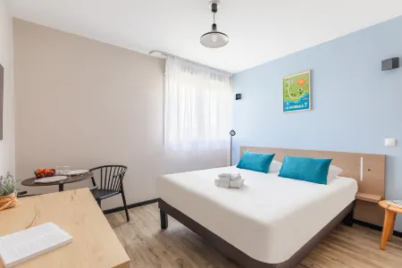 Appart'City Classic Montelimar Отели в г. Савас