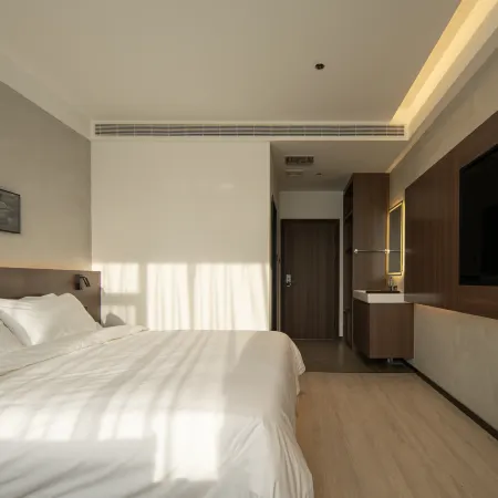 Yunshangju Hotel (Shenyang Taoxian Airport Branch)