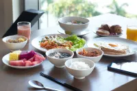 Wink Icon Hotel Danang Riverside - Luxury Suites - 24hrs Stay & Rooftop Pool Bar