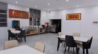 寧蒗金家大飯店 - 2 星級
