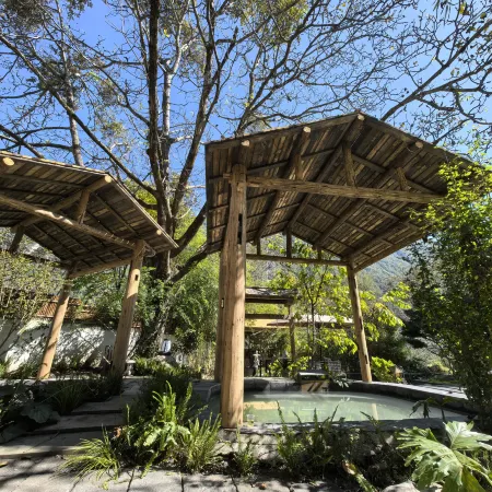 Hailuogou Yixiyun Homestay (Moxi Ancient Town Branch)