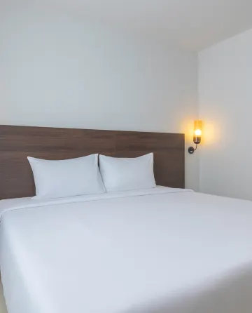 ห้องสตูดิโอ ห้ามสูบบุหรี่(เตียงควีนไซส์)