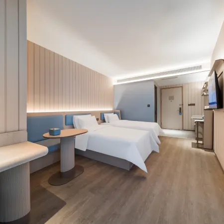 HanTing Hotel (Ordos Otog Banner Qipanjing)