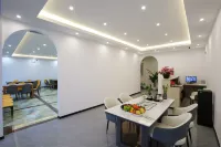 Shenfeng Juyuan View Hotel Hotels in Deqin