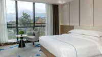 Leshan Tongzhihe Grand Hotel فنادق في له شان
