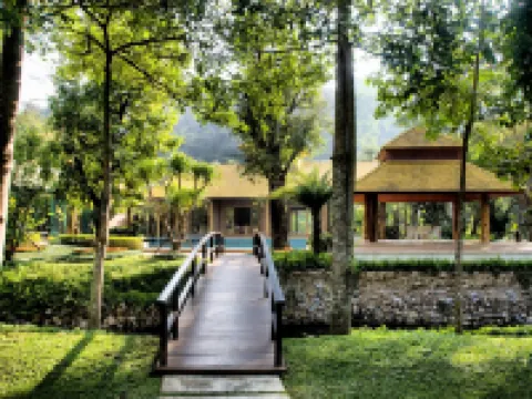 ชยานารีสอร์ท โรงแรมในอำเภอ แม่จัน